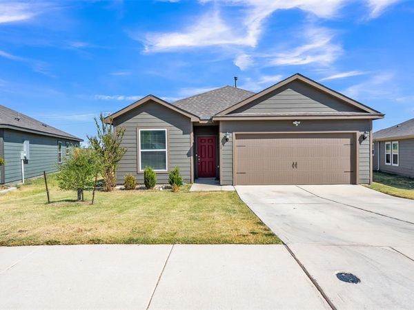 2420 Stillwater Drive, Ponder, TX 76259