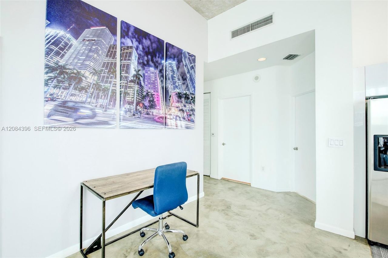 234 NE 3rd St , Unit UPH01, Miami, FL 33132 Photo