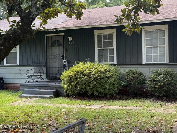 707 Hillmont Drive, Jackson, MS 39209