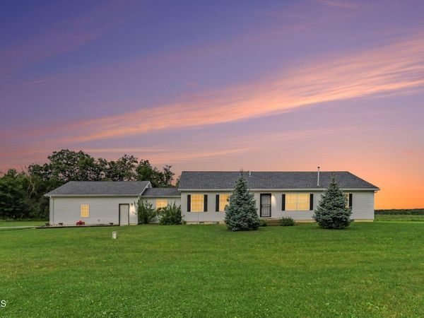 17521 County Rd 11-50 , Montpelier, OH 43543