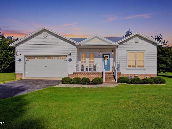 120 Sunny Lane, Unicoi, TN 37692