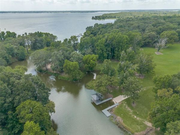 558 Private RD 7423, Emory, TX 75440