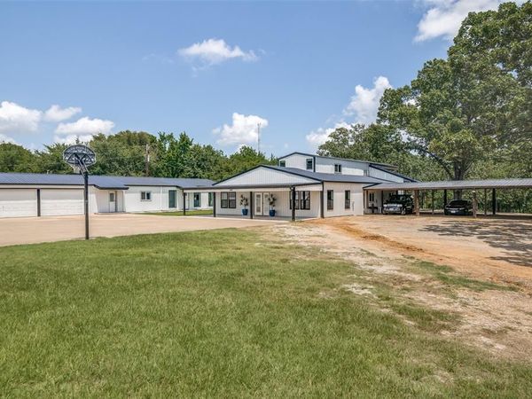 558 Private RD 7423 , Emory, TX 75440