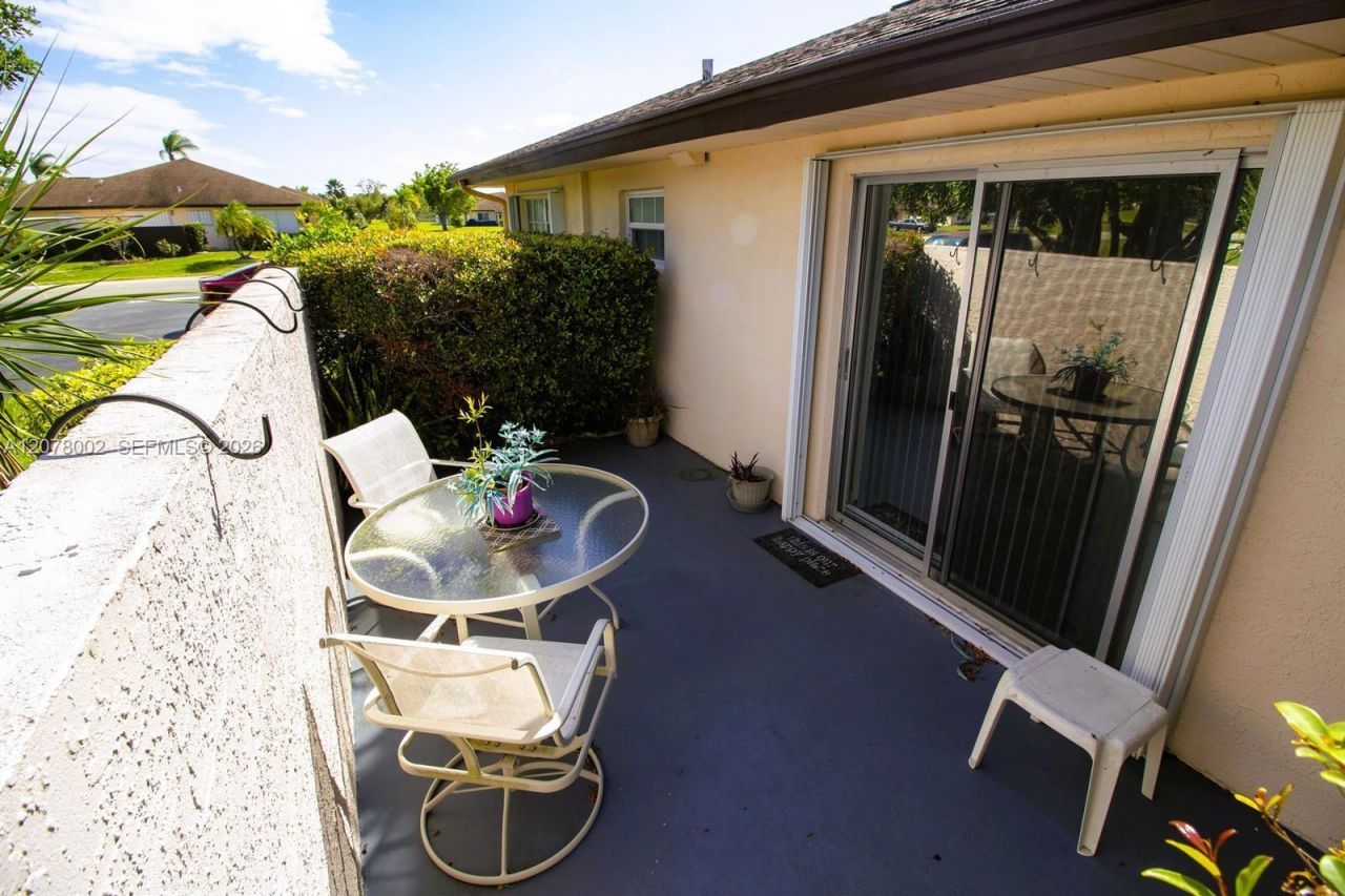 416 Ponderosa, Unit 29, Fort Pierce, FL 34982 Photo