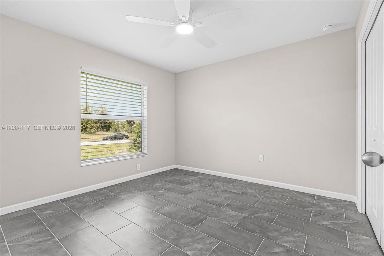 2305 NW 34 Ave , Cape Coral, FL 33993 Photo