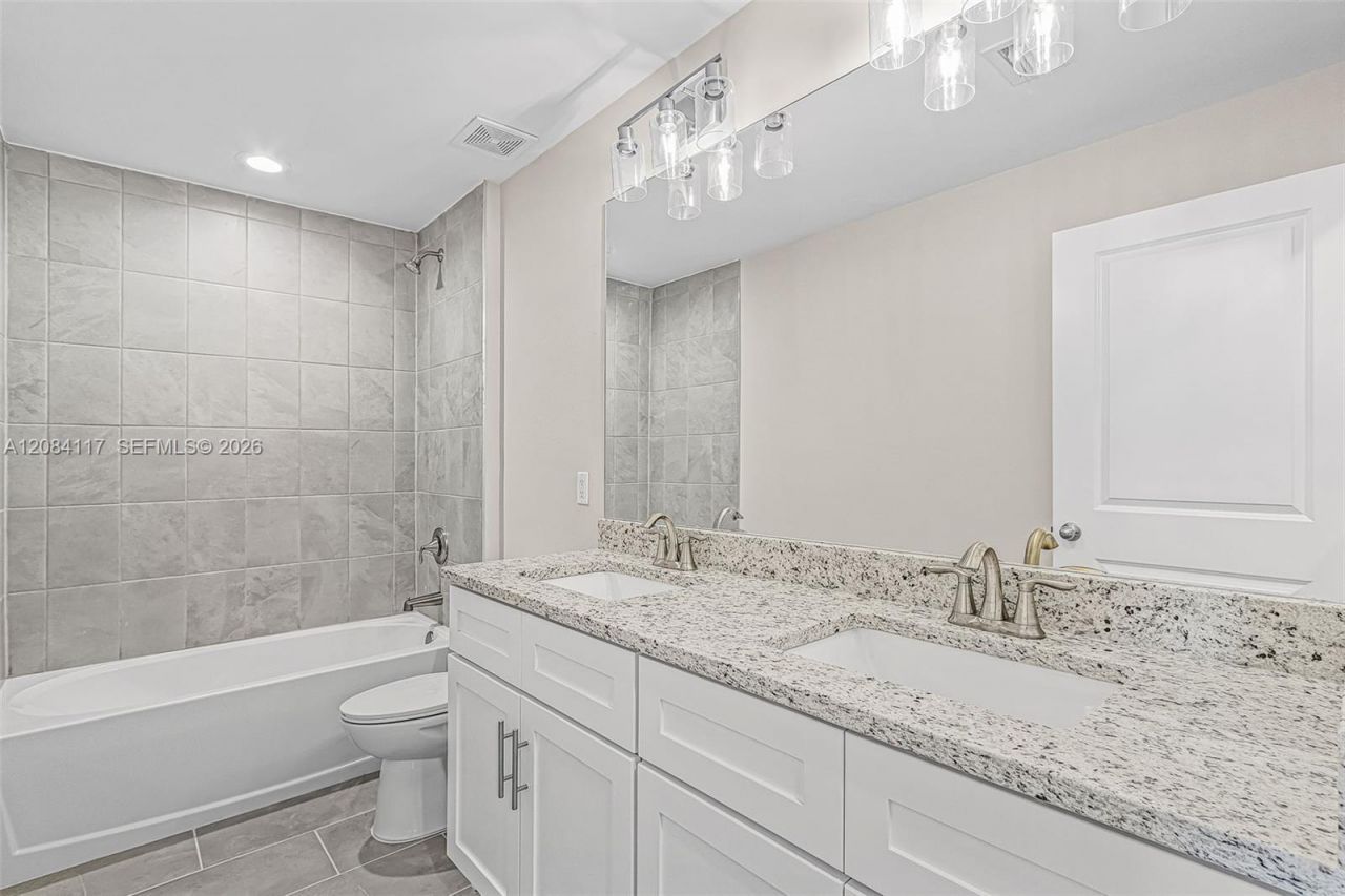 2305 NW 34 Ave , Cape Coral, FL 33993 Photo