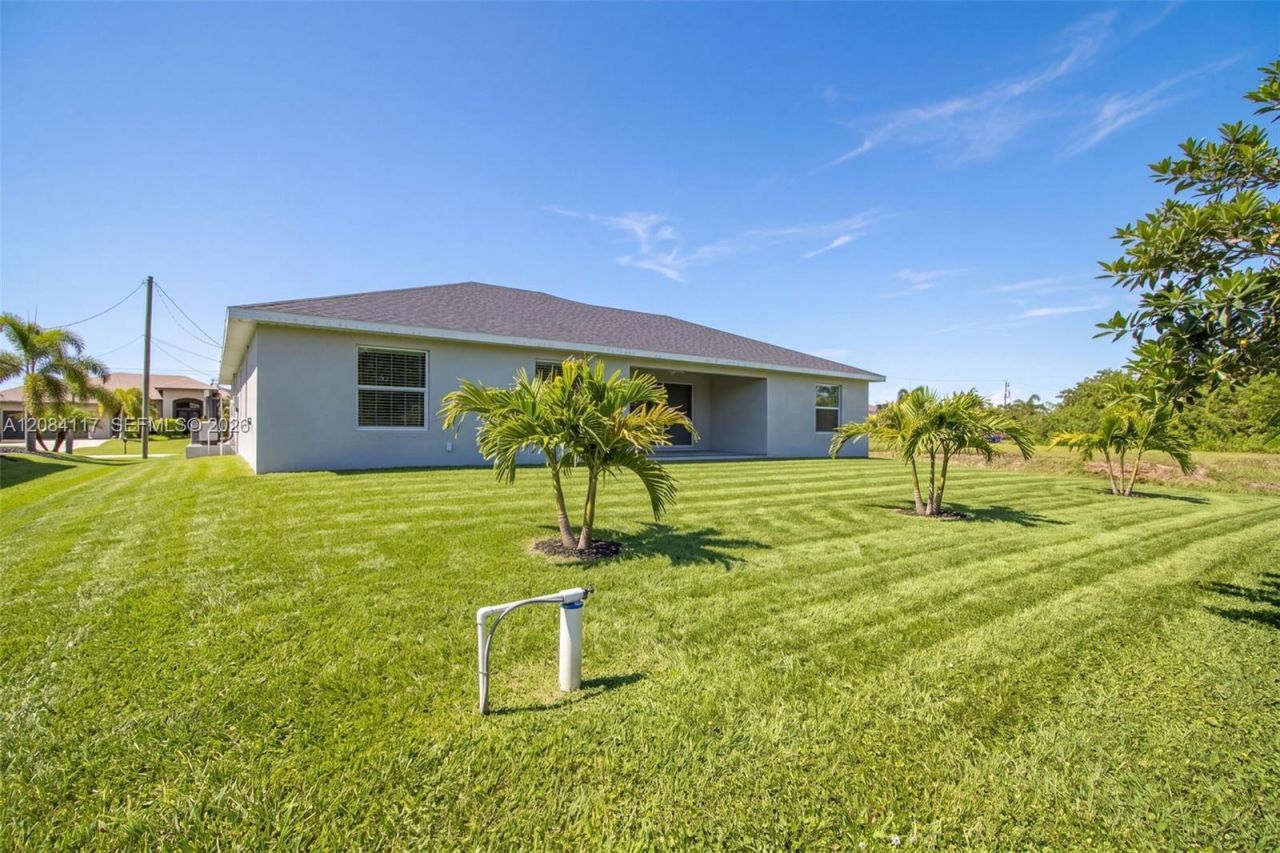 2305 NW 34 Ave , Cape Coral, FL 33993 Photo