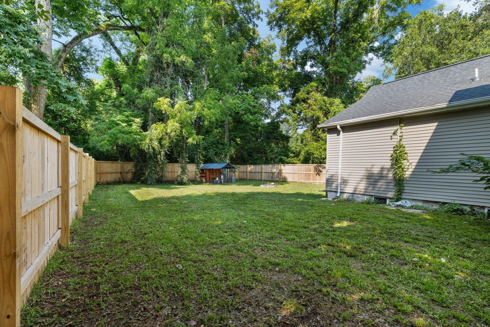 156 E Main Street Photo 14