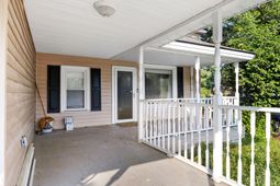 156 E Main Street photo 4