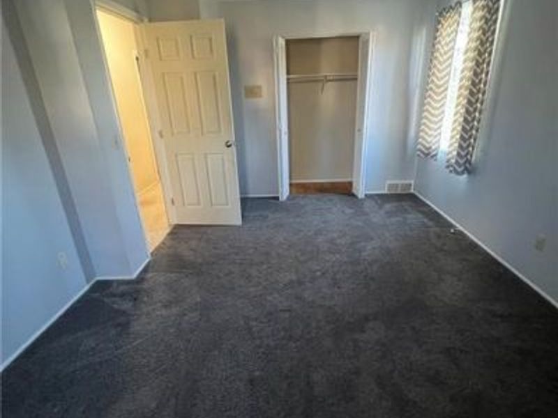 5225 Oakbriar Circle NE, Canton, OH 44705 Photo 9