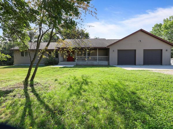 17413 Major Avenue, Hutchinson, MN 55350