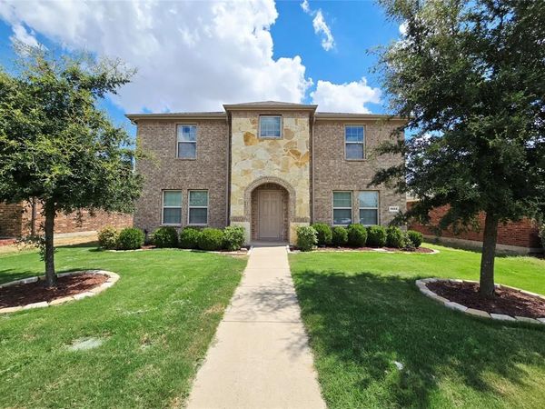 2512 Brentwood Drive, Lancaster, TX 75134