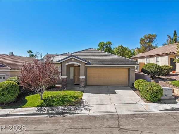 10669 Oak Crest Avenue, Las Vegas, NV 89144