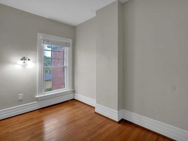 325 W 6th Avenue, Columbus, OH 43201 Photo 21