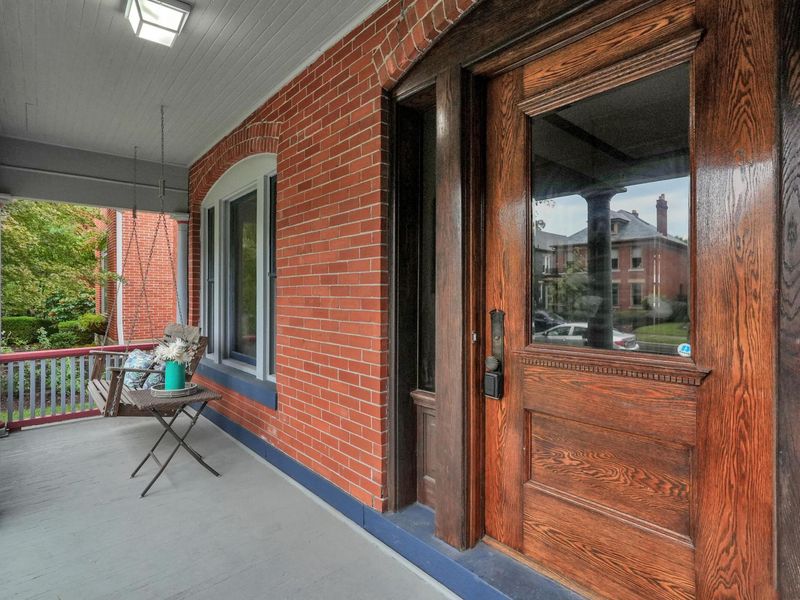 325 W 6th Avenue, Columbus, OH 43201 Photo 6