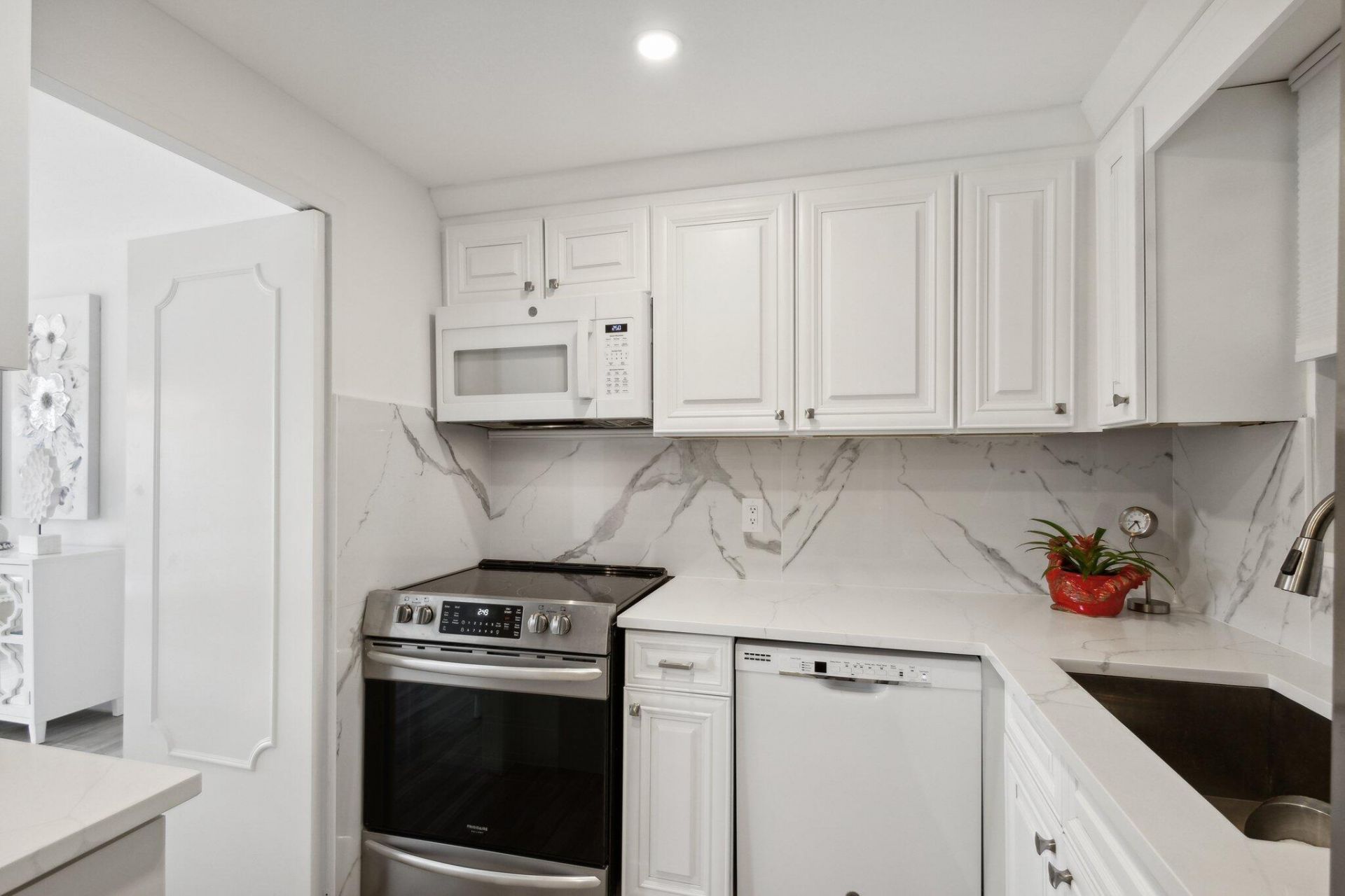 3475 S Ocean Boulevard, Unit 2050, Palm Beach, FL 33480 Photo
