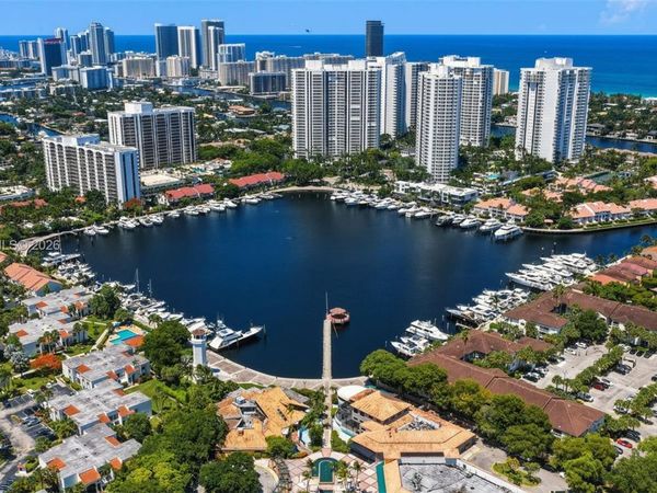 3601 NE 207th St N 51 , Aventura, FL 33180