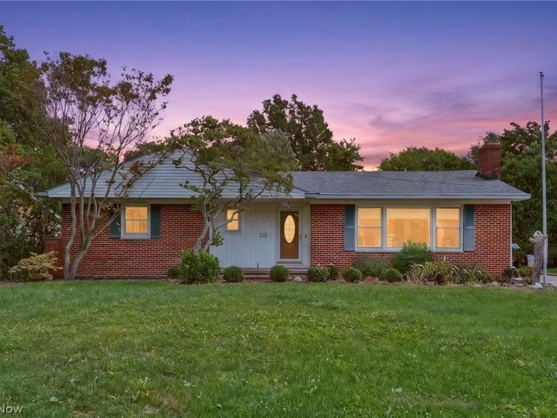 1887 Brainard Road, Lyndhurst, OH 44124 Photo 1