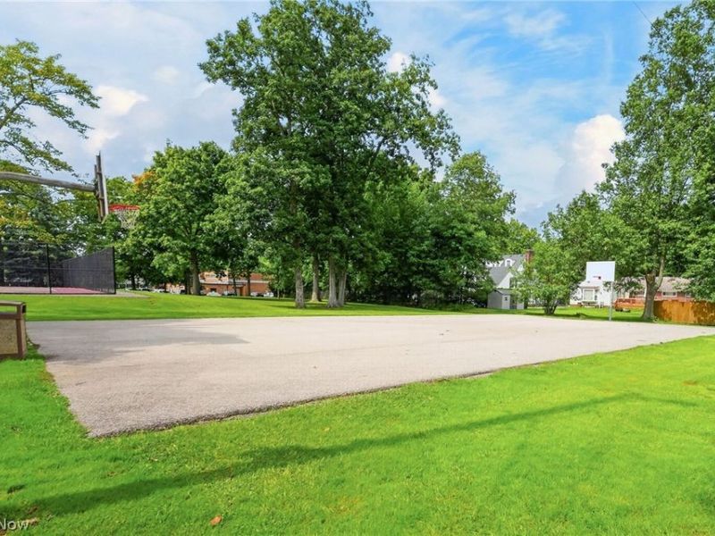 1887 Brainard Road, Lyndhurst, OH 44124 Photo 50
