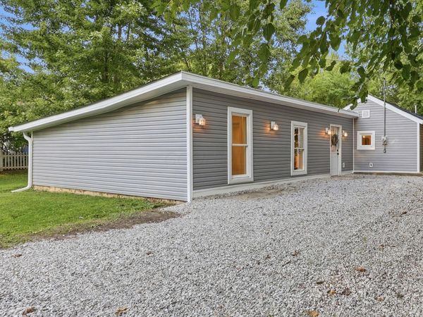 20 Wells Street, Delaware, OH 43015