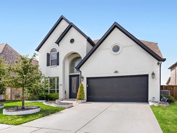 1211 Rushcroft Way, Forney, TX 75126