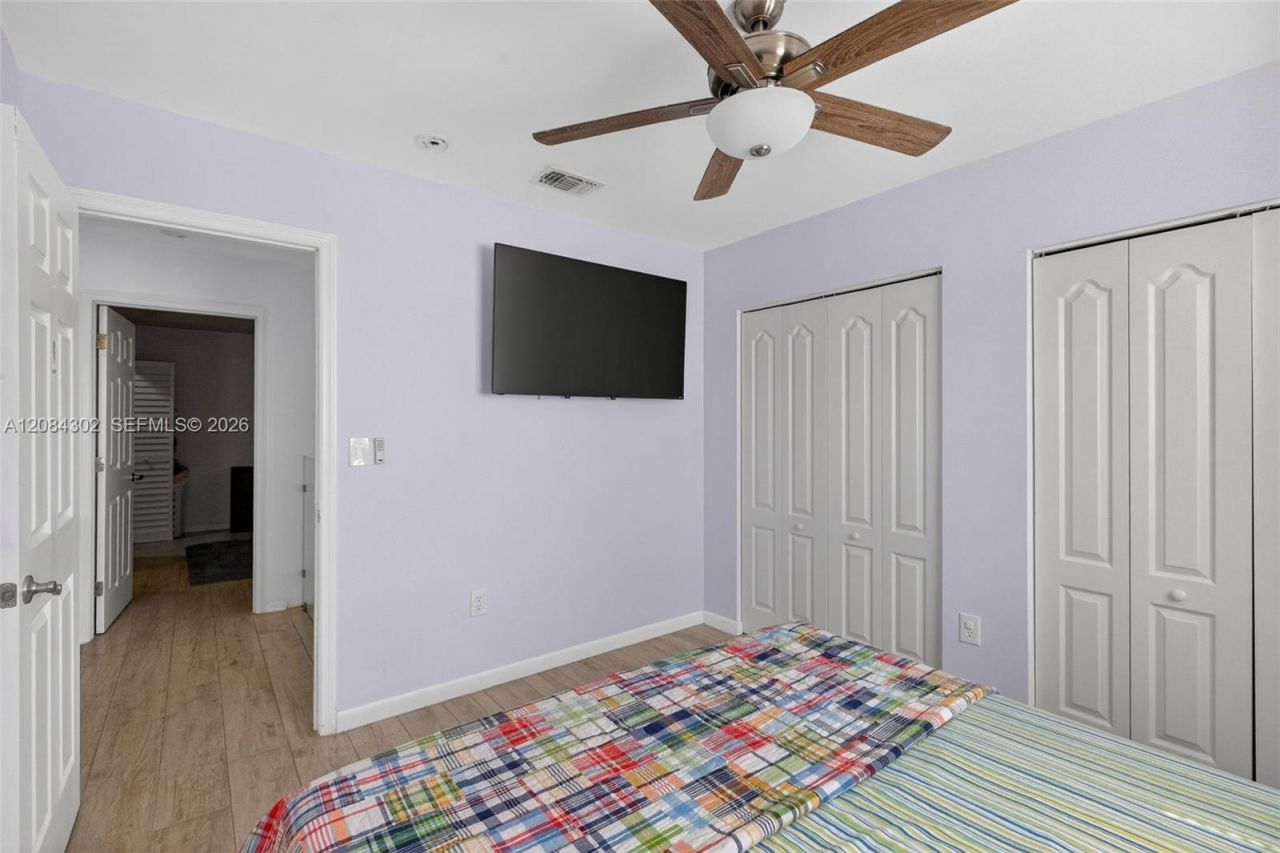13758 SW 160th Ter , Miami, FL 33177 Photo