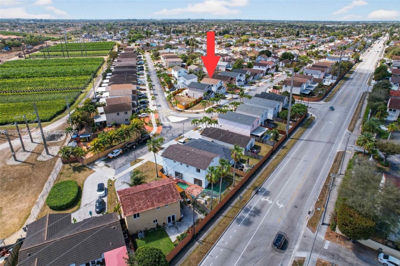 13758 SW 160th Ter , Miami, FL 33177 Photo