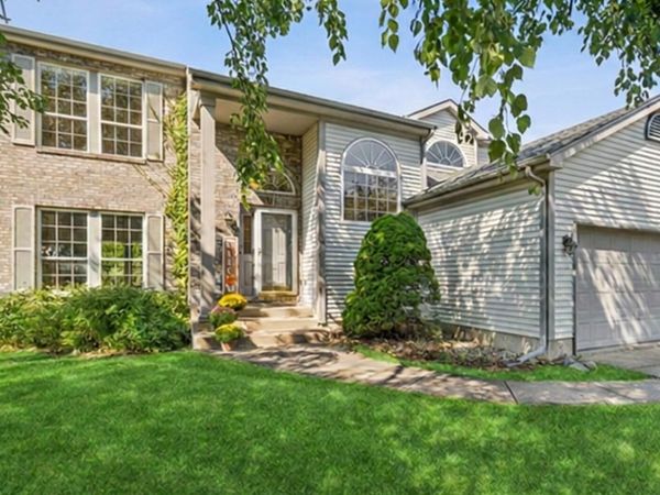 378 Ballenisle Court , Chesterton, IN 46304