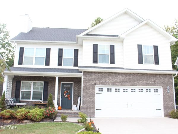 5929 Rain Cloud Rd, Knoxville, TN 37918