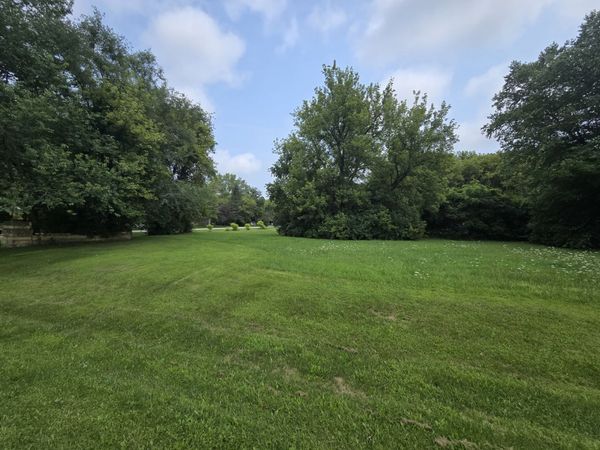 517 Atlantic Drive NE, Poplar Grove, IL 61065