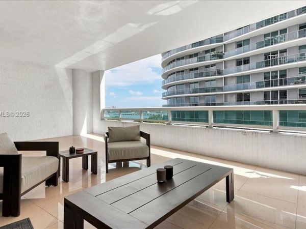 1800 N Bayshore Dr, Unit 612, Miami, FL 33132