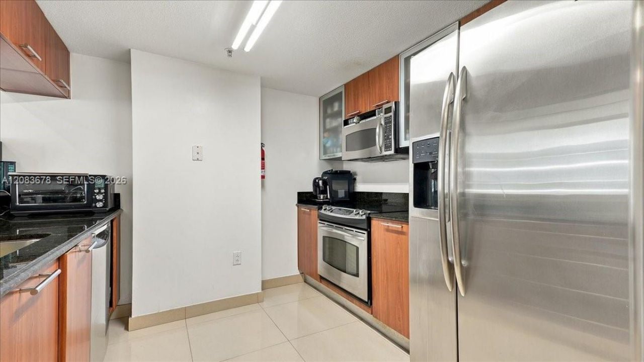 1800 N Bayshore Dr, Unit 612, Miami, FL 33132 Photo