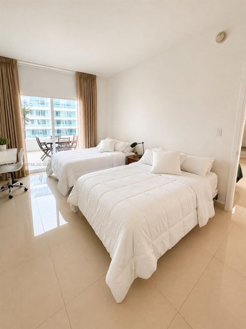 1800 N Bayshore Dr, Unit 612, Miami, FL 33132 Photo