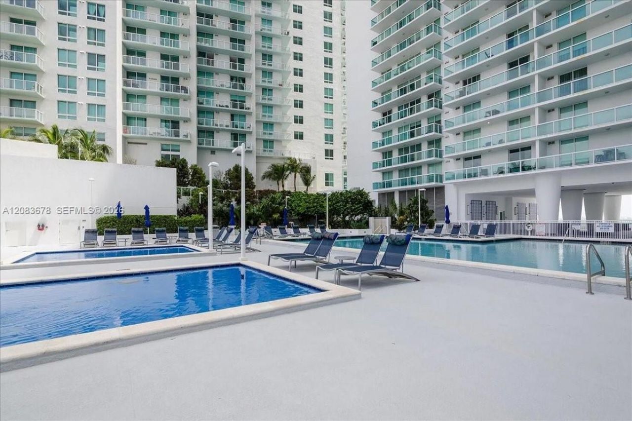 1800 N Bayshore Dr, Unit 612, Miami, FL 33132 Photo
