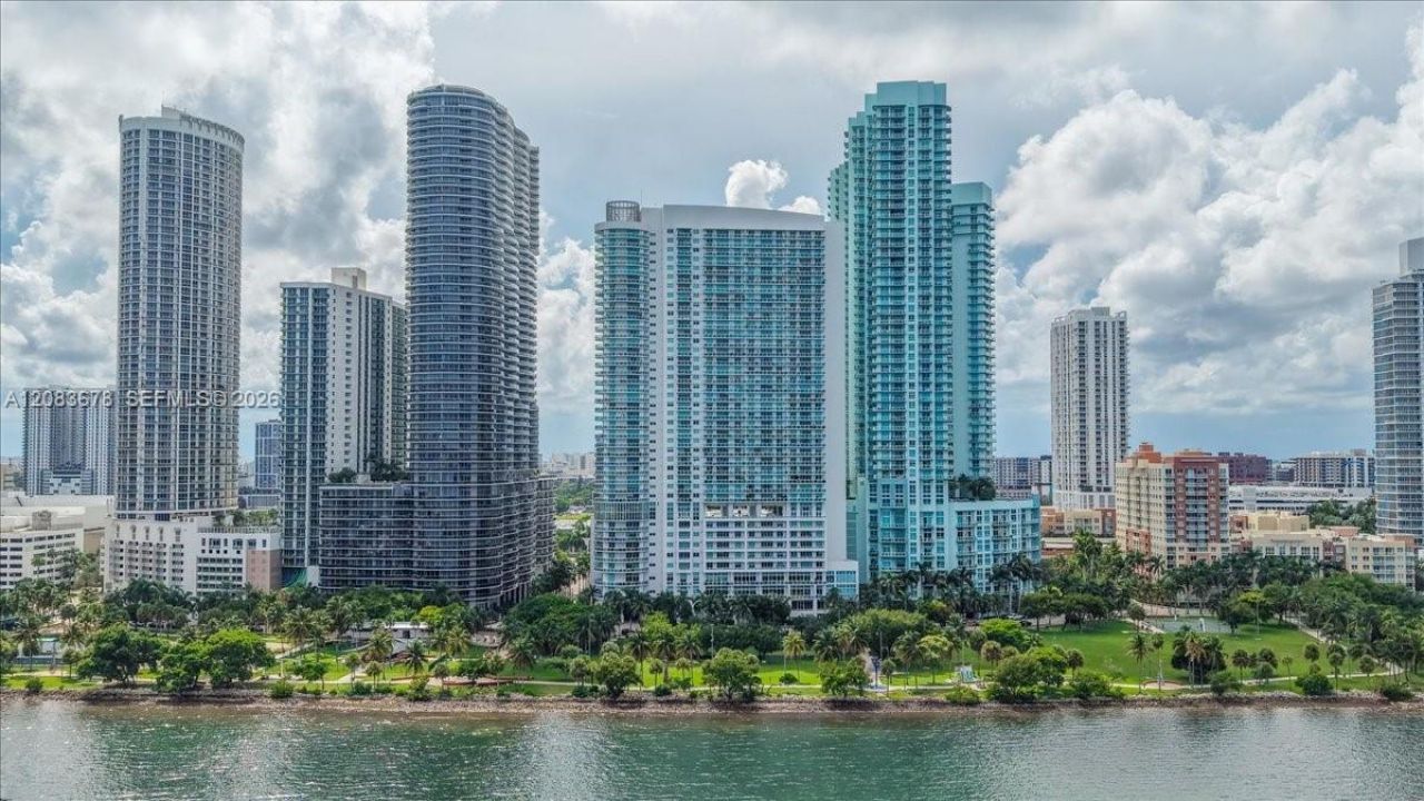 1800 N Bayshore Dr, Unit 612, Miami, FL 33132 Photo