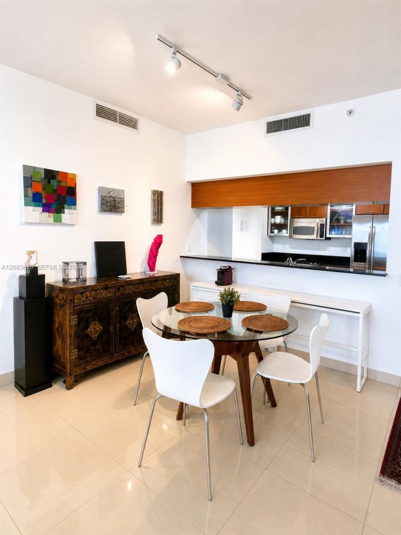 1800 N Bayshore Dr, Unit 612, Miami, FL 33132 Photo