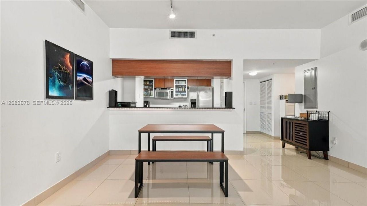 1800 N Bayshore Dr, Unit 612, Miami, FL 33132 Photo