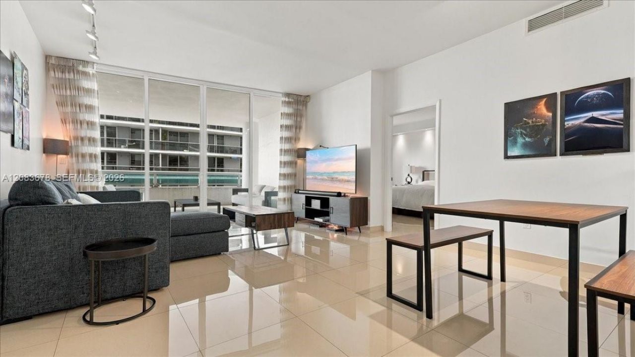 1800 N Bayshore Dr, Unit 612, Miami, FL 33132 Photo