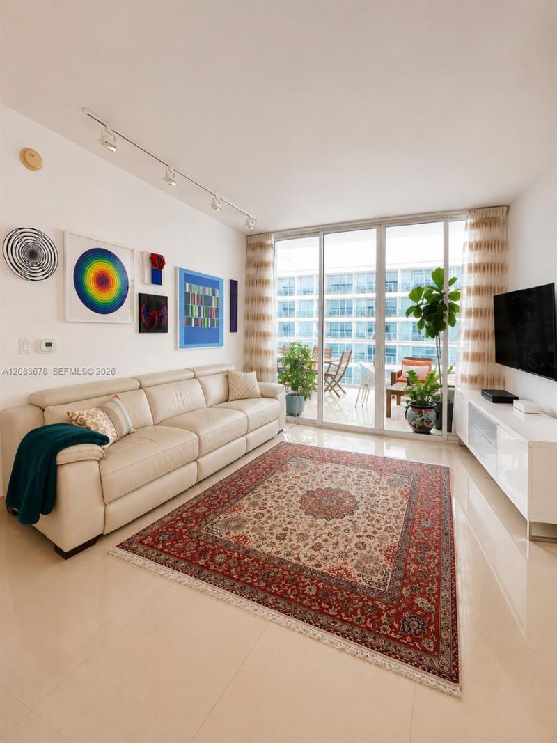 1800 N Bayshore Dr, Unit 612, Miami, FL 33132 Photo