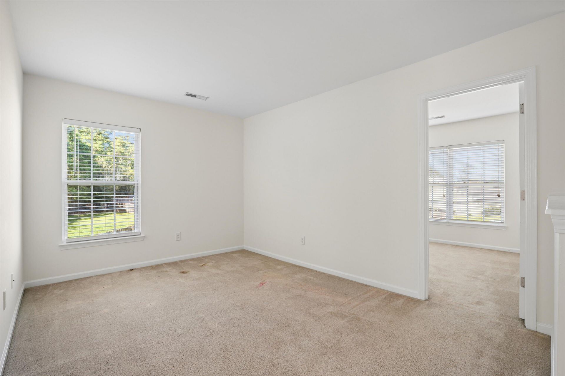 311 Taggert Circle Photo 18