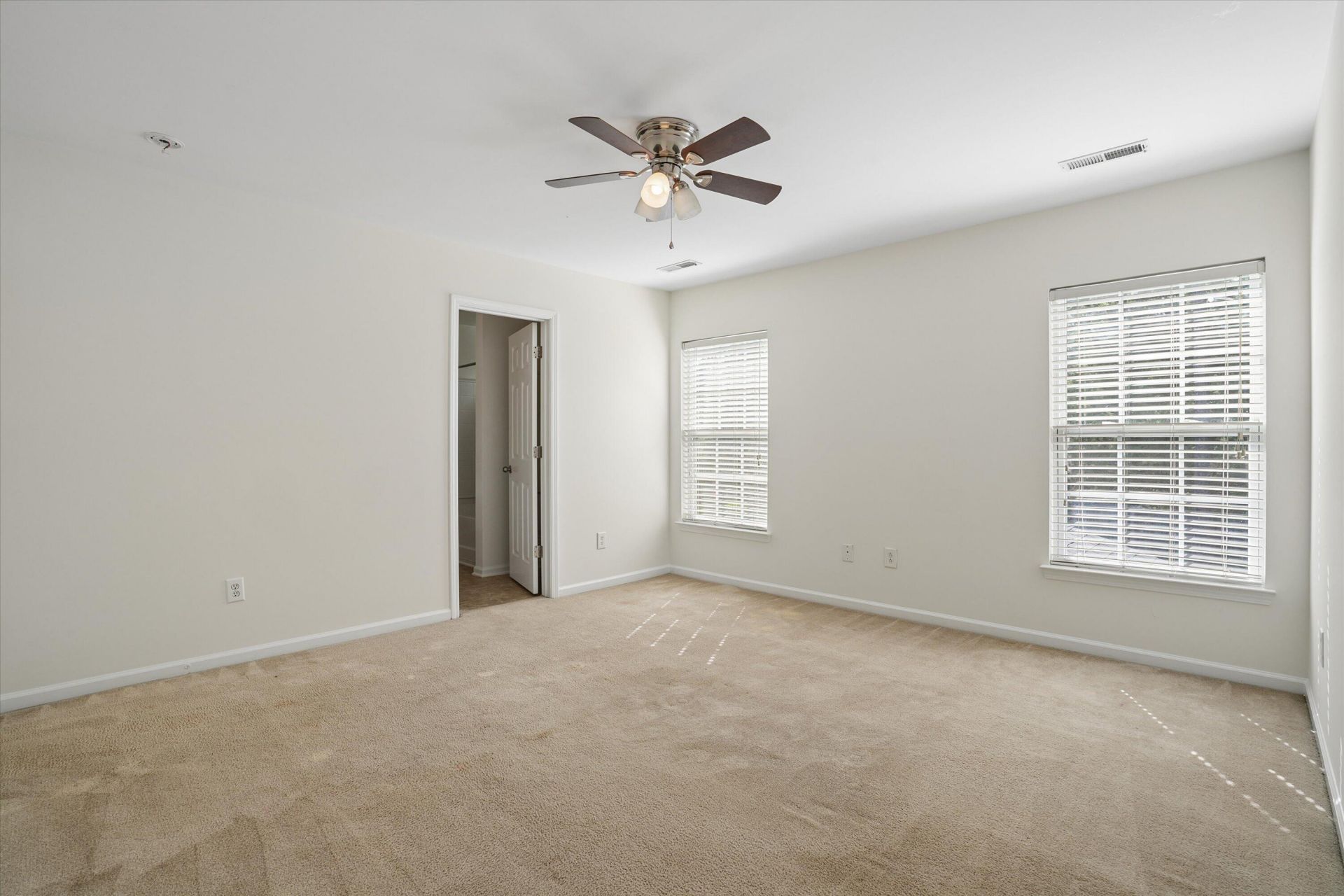311 Taggert Circle Photo 22
