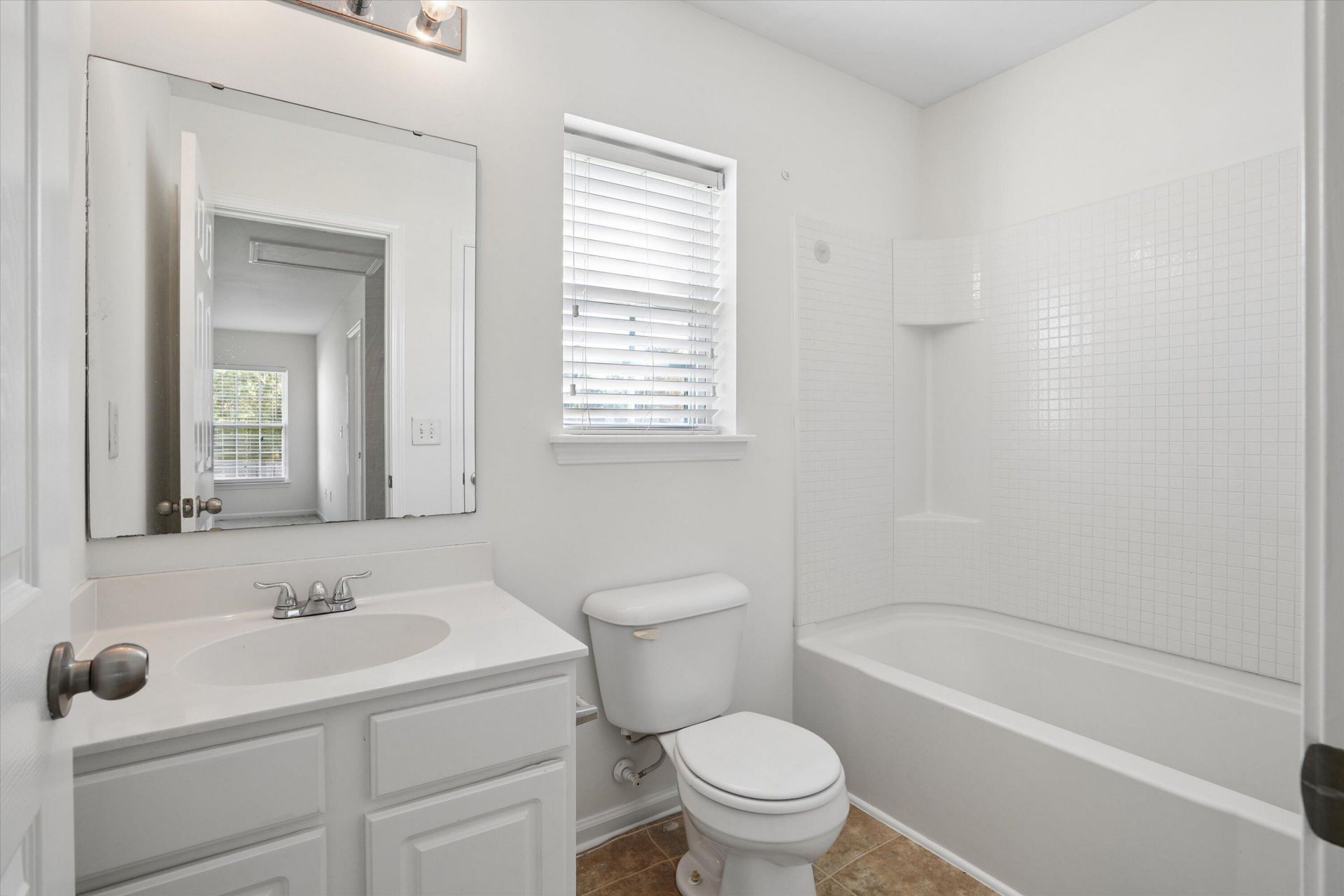 311 Taggert Circle Photo 27