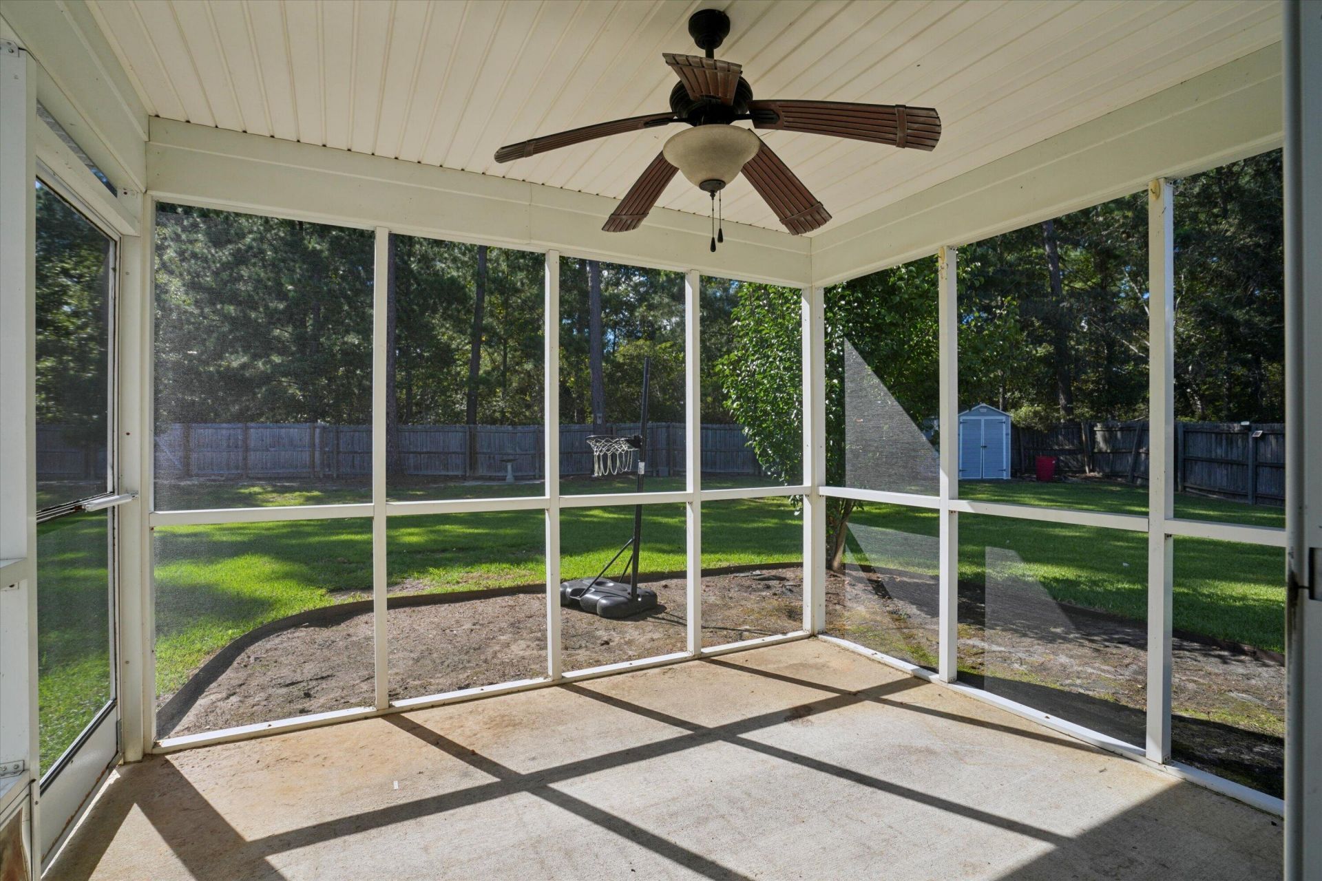 311 Taggert Circle Photo 28