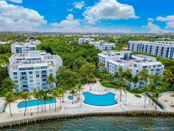 777 NE 62nd St, Unit CPH2, Miami, FL 33138