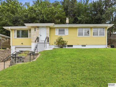1607 S 50 Street, Omaha, NE 68106