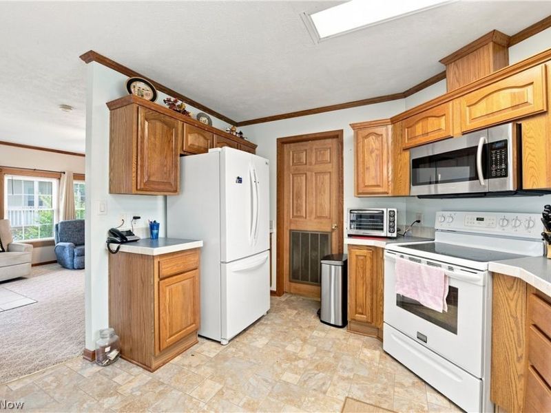 151 Orion Drive NW, Dover, OH 44622 Photo 13
