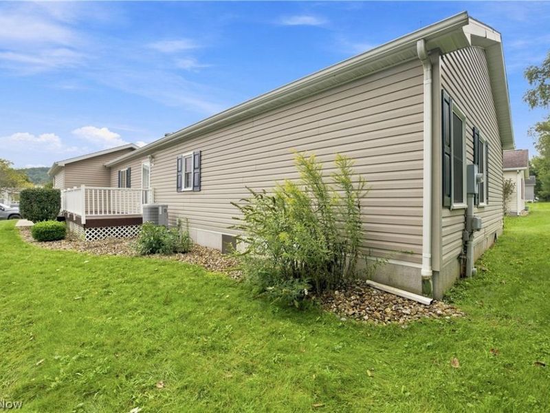 151 Orion Drive NW, Dover, OH 44622 Photo 4