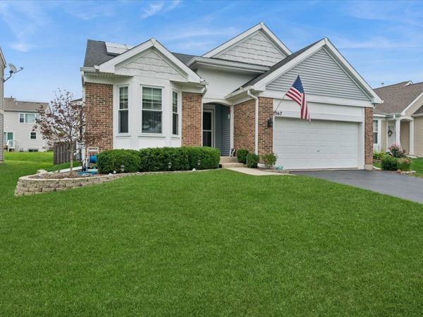 367 Larkspur Lane, Round Lake, IL 60073