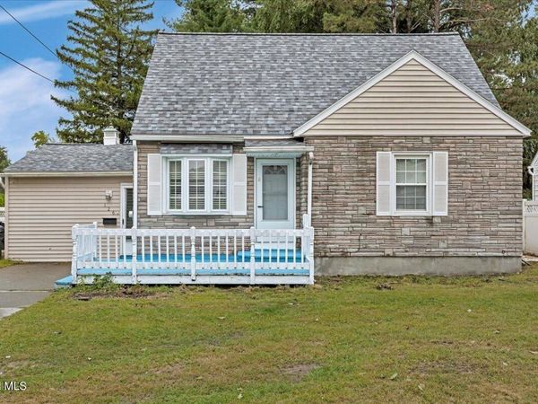 126 Osborne Road, Colonie, NY 12205