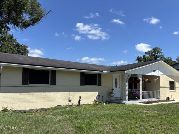 2071 COURTNEY Drive, Jacksonville, FL 32208